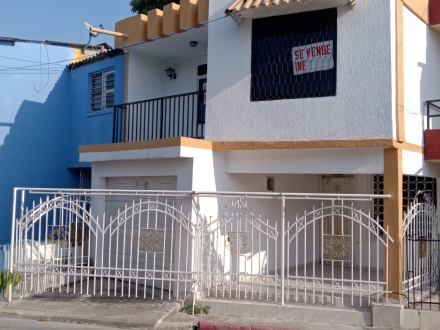 Casa en Socorro 2 Pisos 